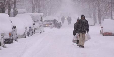 عاصفة
      ثلجية
      شديدة
      تضرب
      العاصمة
      الأمريكية
      واشنطن
      وولاية
      نيويورك