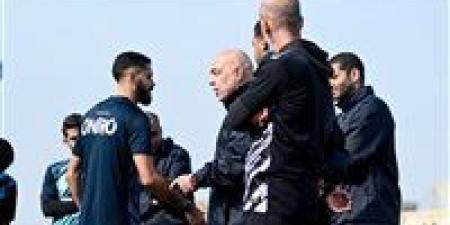 جروس
      يطالب
      لاعبي
      الزمالك
      بغلق
      ملف
      الكونفدرالية
      والتركيز
      في
      بطولة
      الدوري