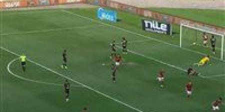 الدوري
      المصري
      الممتاز:
      إسلام
      عيسى
      يسجل
      هدف
      التعادل
      لسيراميكا
      كليوباترا
      في
      مرمى
      الزمالك
      في
      الدقيقة
      63