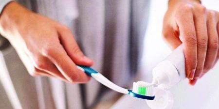 دراسة
      بريطانية:
      صحة
      الفم
      قد
      تحمي
      الدماغ
      من
      الخرف