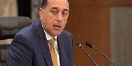 رئيس
      الوزراء
      يتفقد
      أعمال
      الإنشاءات
 ...