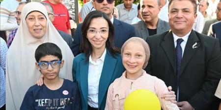 محافظ
      البحيرة
      توزع
      هدايا
      على
      الأطفال
      بعد
      صلاة
      عيد
      الأضحى