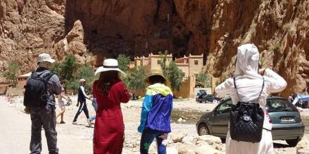 مهنيون
      يتوقعون
      "صيفا
      سياحيا"
      واعدا
      مع
      عودة
      الجالية
      المغربية
      بالخارج
