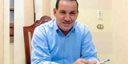 الغرف
      التجارية:
      وضع
      استراتيجية
      جديدة
      تحول
      المصانع
      المتعثرة
      إلى
      محركات
      إنتاج
      وتصدير