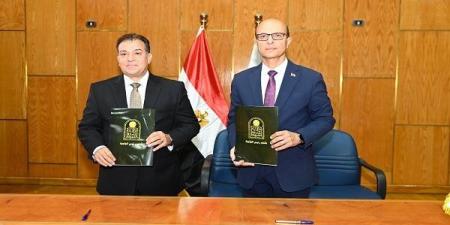 جامعة
      أسيوط
      توقع
      بروتوكول
      تعاون
      مع
      جنوب
      الوادي
      لدعم
      الدراسات
      العليا
      بالصعيد