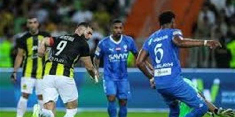 مشاهدة..
      مباراة
      الهلال
      ضد
      الاتحاد
     ...