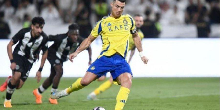 تقارير..
      رونالدو
      يستقر
      على
      تمديد
      تعاقده
      مع
      النصر
      موسم
      واحد
      فقط