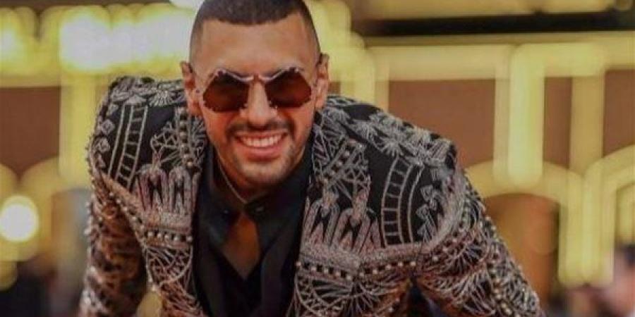 حسن
      أبو
      الروس:
      فخور
      بالعمل
      مع
      ...