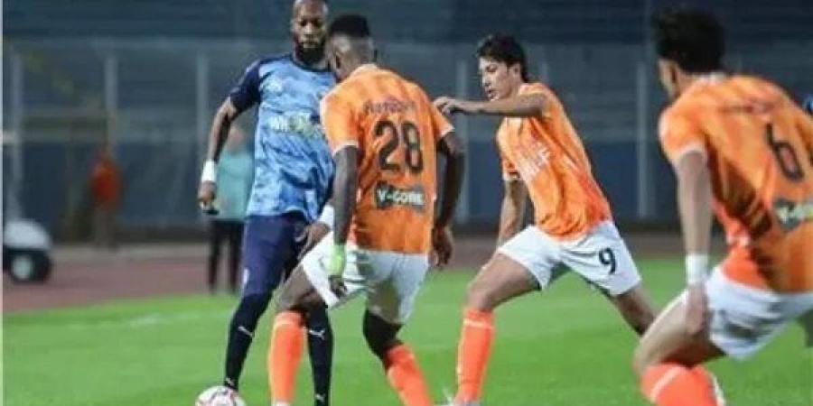 الآن
      بث
      مباشر
      مباراة
      فاركو
      ...