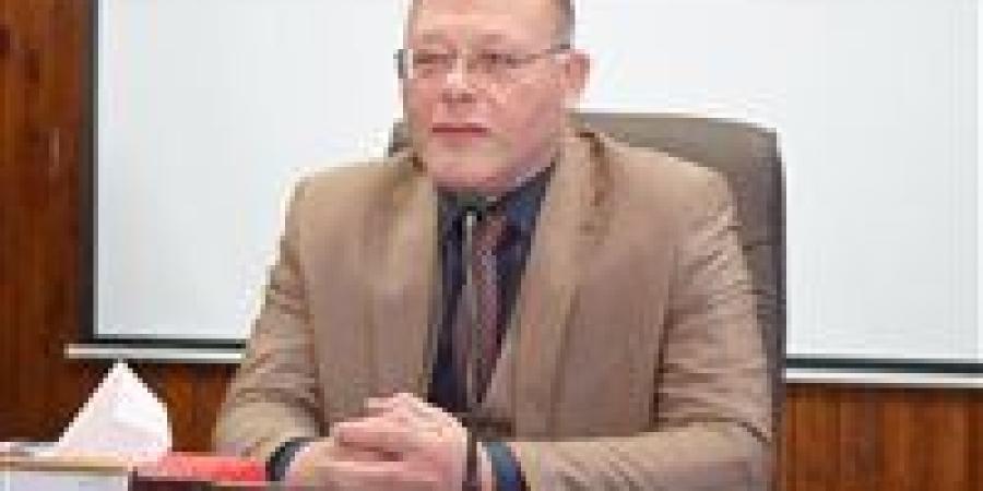 جامعة
      سوهاج
      تحصد
      4
      ميداليات
      ...