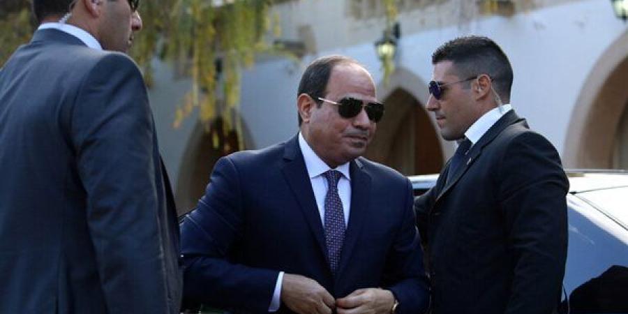 السيسي
      يعود
      إلى
      القاهرة
      عقب
      زيارة
      أبو
      ظبي