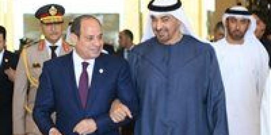 الرئيس
      السيسي
      ونظيره
      الإماراتي
      يبحثان
      تعزيز
      التعاون
      الثنائي
      بالمجالات
      الاقتصادية
      والتجارية
      والاستثمارية
