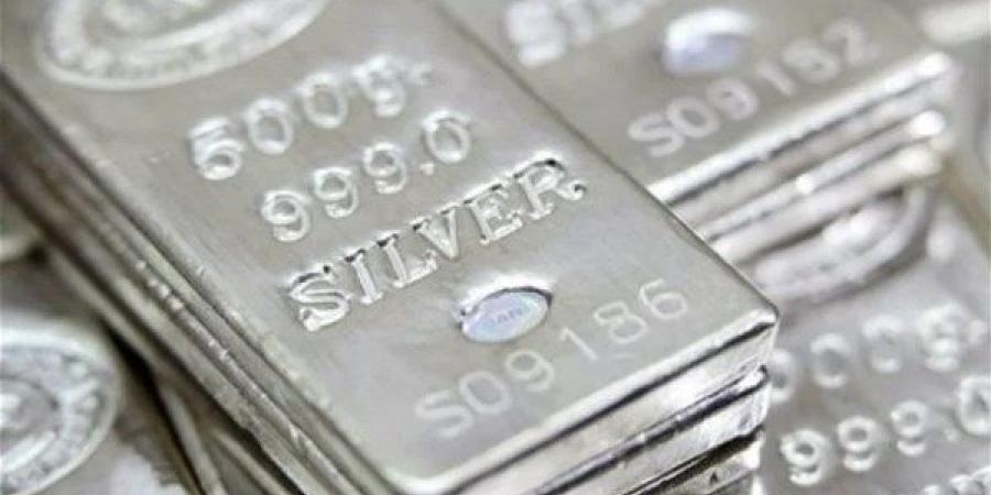 أسعار الفضة تقفز لأعلى مستوى في 13 عاما متجاوزة 35 دولارا للأوقية