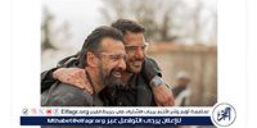 طرح
      البوستر
      الدعائي
      الأول
      لـ
      "the
      seven
      dogs"
      بطولة
      كريم
      عبد
      العزيز
      وأحمد
      عز
