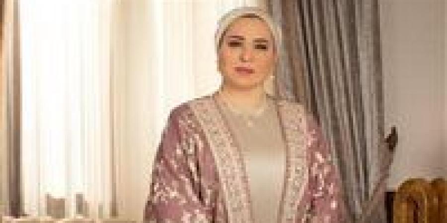 انتصار
      السيسي
      تهنئ
      الشعب
      المصري
      والأمتين
      العربية
      والإسلامية
      بحلول
      عيد
      الأضحى