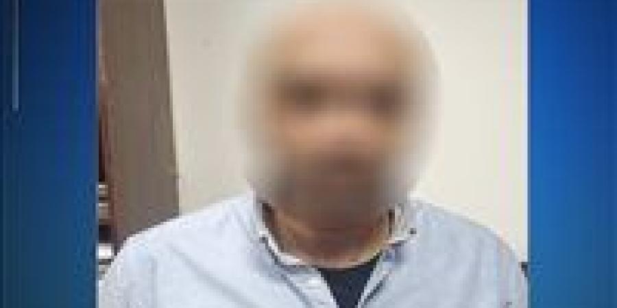 ضبط
      مالك
      كافيه
      لتعديه
      على
      سيدة
      بالضرب
      وإصابتها
      بالتجمع
      الخامس