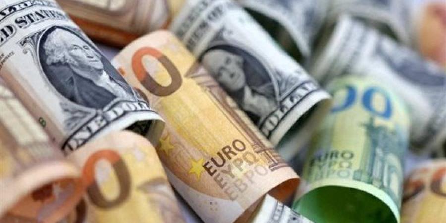 أسعار
      العملات
      الأجنبية
      والعربية
      أمام
      الجنيه
      في
      أول
      أيام
      عيد
      الأضحى