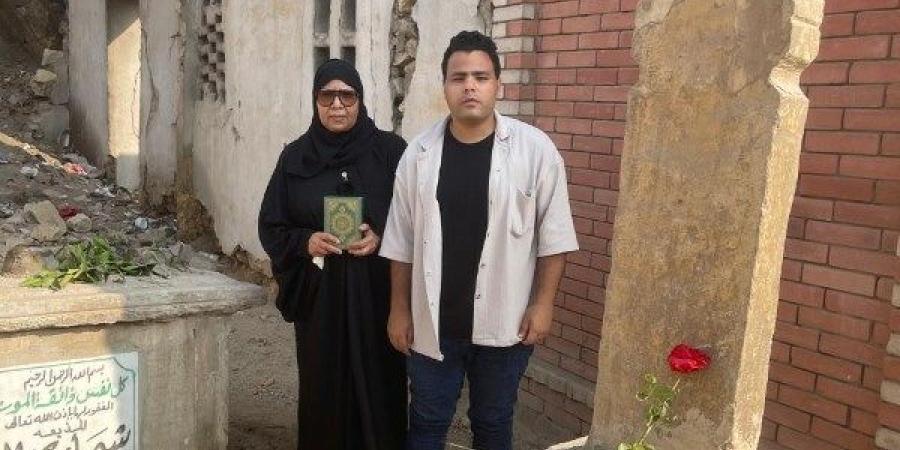 راحت مني ومش عارفة أعيش.. والدة الإعلامية الراحلة شيماء جمال تواصل الأحزان على ابنتها في أول أيام العيد