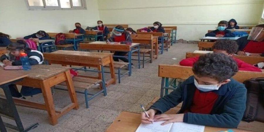 خطوات
      الاستعلام
      عن
      نتيجة
      الصف
      الرابع
      الابتدائي
      2025
      عبر
      بوابة
      التعليم
      الأساسي