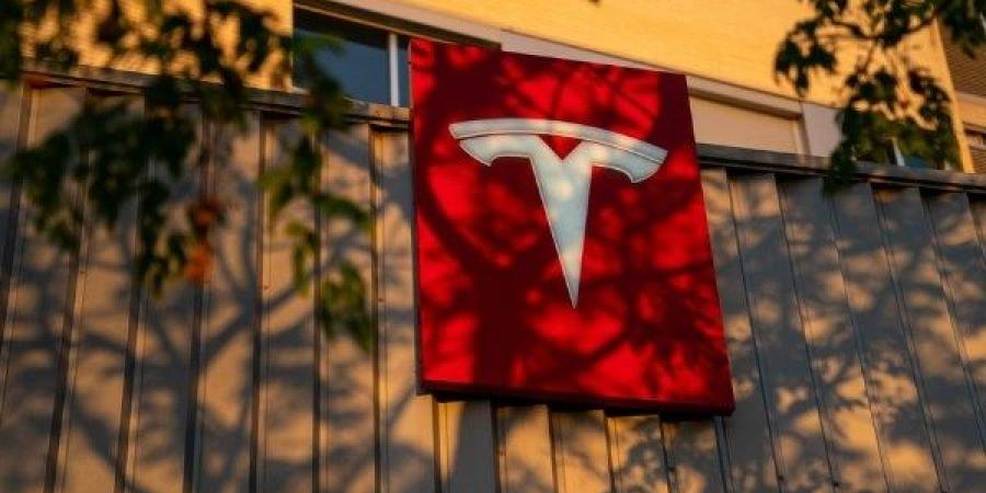 ارتفاع سهم تسلا بعد خسارة بلغت 153 مليار دولار.. بنسبة 5.79%