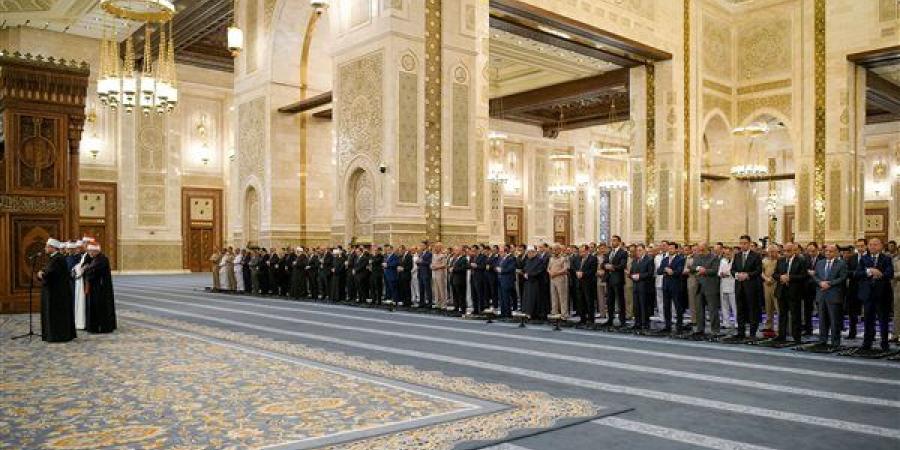 عقب
      أداء
      السيسي
      صلاة
      العيد|
      تعرف
      على
      مسجد
      مصر
      بالعاصمة
      الجديدة..
      فيديو
      وصور