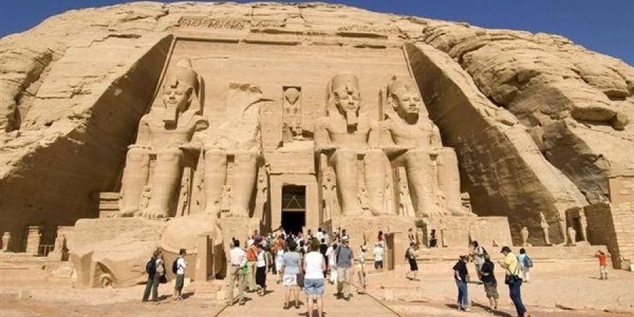 عاجل..
      السياحة:
      تشكيل
      غرفة
      عمليات
      ...