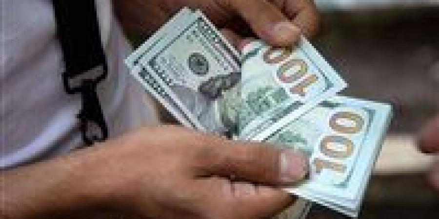 سعر
      الدولار
      مقابل
      الجنيه
      المصري
      خلال
      إجازة
      عيد
      الأضحى