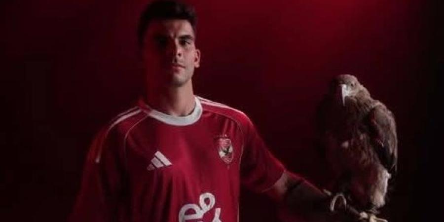 زيزو
      يختار
      الأهلي..
      قناة
      النادي
      ...