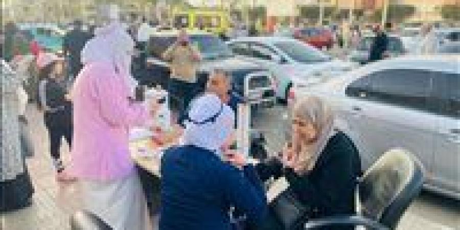 فرق
      ميدانية
      تتابع
      تنفيذ
      خطة
      التأمين
      الطبي
      وجاهزية
      المنشآت
      الصحية
      لخدمة
      المواطنين