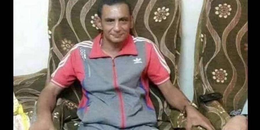 مقتل
      موظف
      أمن
      على
      يد
      3
      أشخاص
      أثناء
      سرقته
      بالإكراه
      بـ15
      مايو