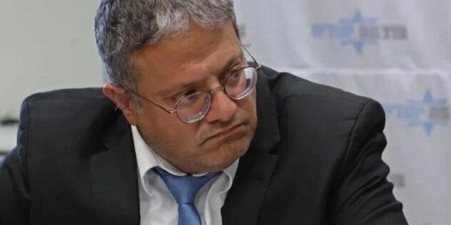 عاجل|
      بن
      جفير
      يفرض
      قيودا
      مشددة
      على
      نشطاء
      السفينة
      مادلين
      في
      سجن
      جفعون