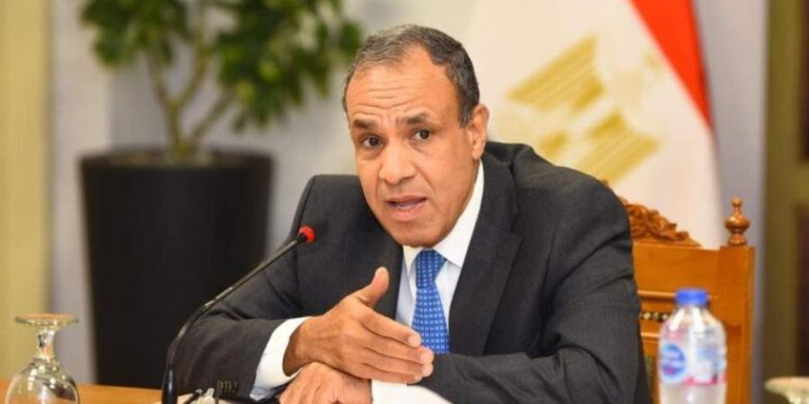 وزارة الخارجية والهجرة تتابع أوضاع الجالية المصرية في إيران
