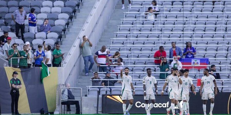 المنتخب
      السعودي
      يفتتح
      مشواره
      في
      الكأس
      الذهبية
      بالفوز
      على
      هايتي