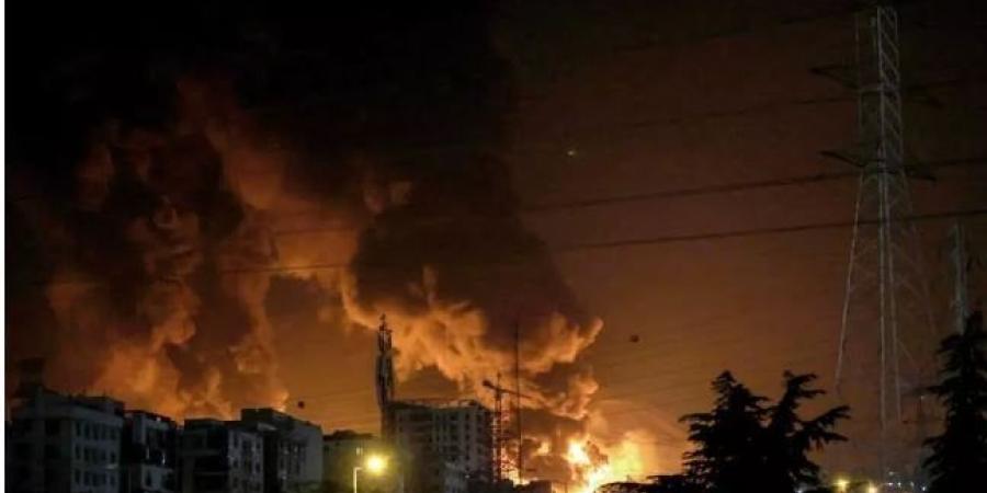 إسرائيل
      تمنع
      الصحفيين
      الأجانب
      من
      بث
      آثار
      سقوط
      الصواريخ
      الإيرانية
      في
      حيفا