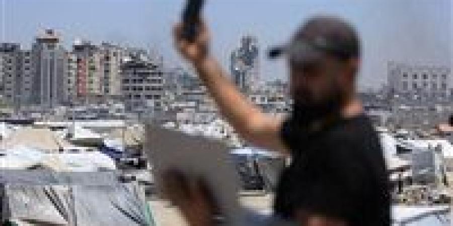 انقطاع
      خدمات
      الاتصالات
      في
      جنوب
      ووسط
      قطاع
      غزة