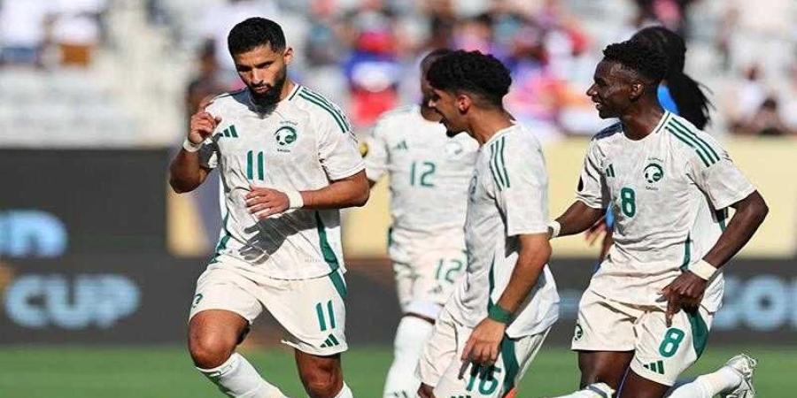 المنتخب
      السعودي
      يفتتح
      مشواره
      فى
      الكأس
      الذهبية
      بالفوز
      على
      هايتى