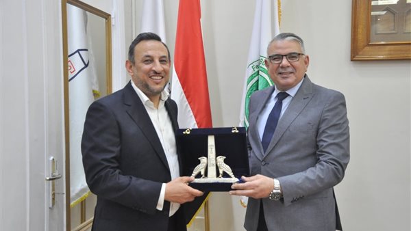 كلية التجارة بجامعة عين شمس تستضيف عالم الأزهر في ندوة دينية