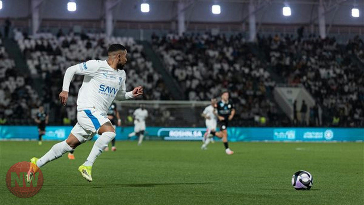الهلال يهزم الشباب 5-3 في ديربي الرياض ويواصل مطاردة صدارة روشن