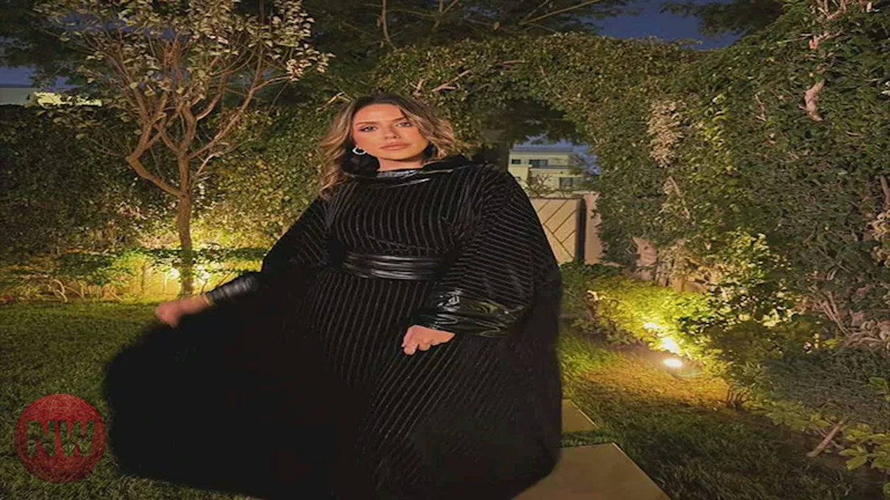 زوجة عمرو السولية تشارك صوراً رمضانية وتفاعل كبير مع إطلالتها