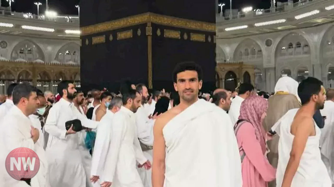 محمد عواد يؤدي العمرة قبل مواجهة الزمالك والاتحاد السكندري