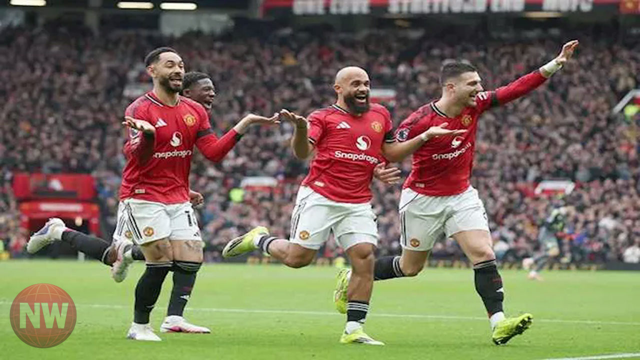 محكمة يونانية توقف تنفيذ حكم السجن 15 شهراً بحق هاري ماجواير