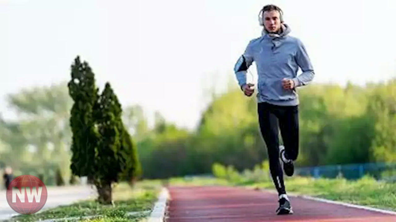 المشي في رمضان: متى تمارس الرياضة لتحقيق أقصى استفادة صحية؟