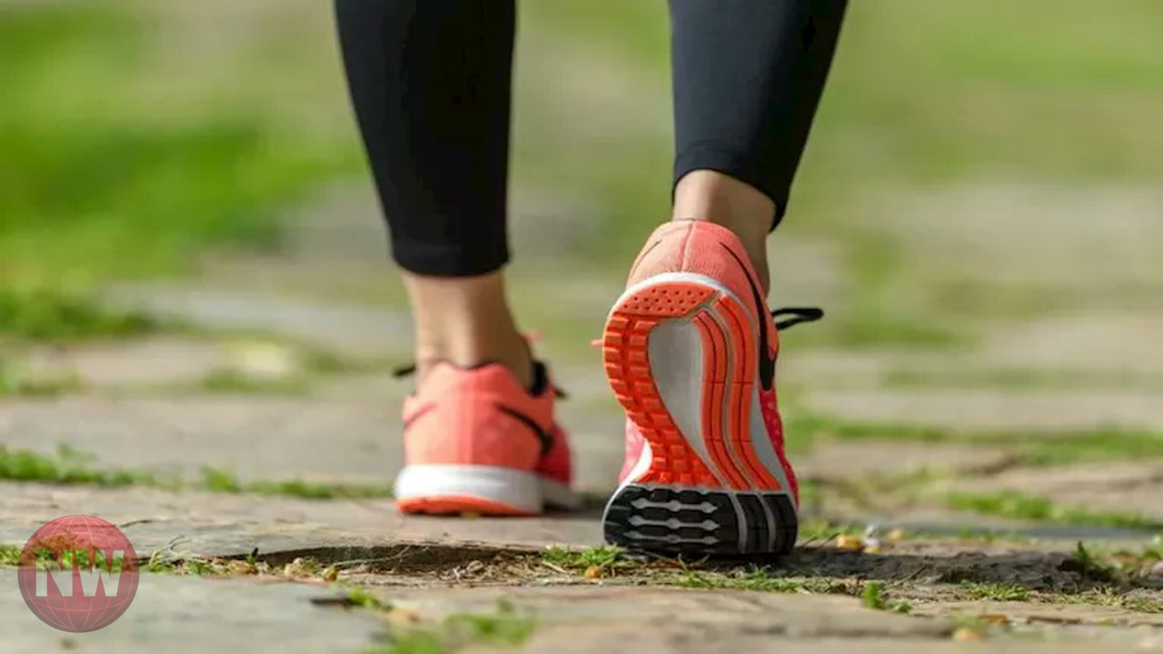 المشي في المدن يحمي أدمغة كبار السن ويعزز الذاكرة