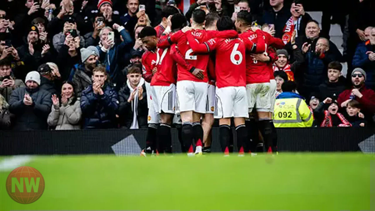 مانشستر يونايتد وأستون فيلا يتعادلان سلبيًا في شوط أول حماسي