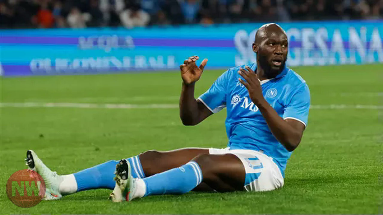 لوكاكو يثير غضب نابولي وكونتي بتغيبه عن التدريبات