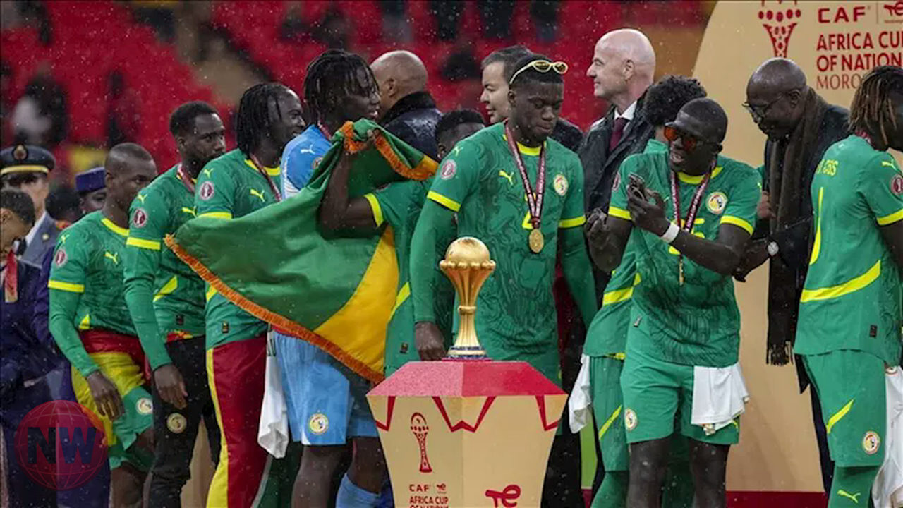 السنغال تزين قميصها بنجمة ثانية رغم قرار "كاف"