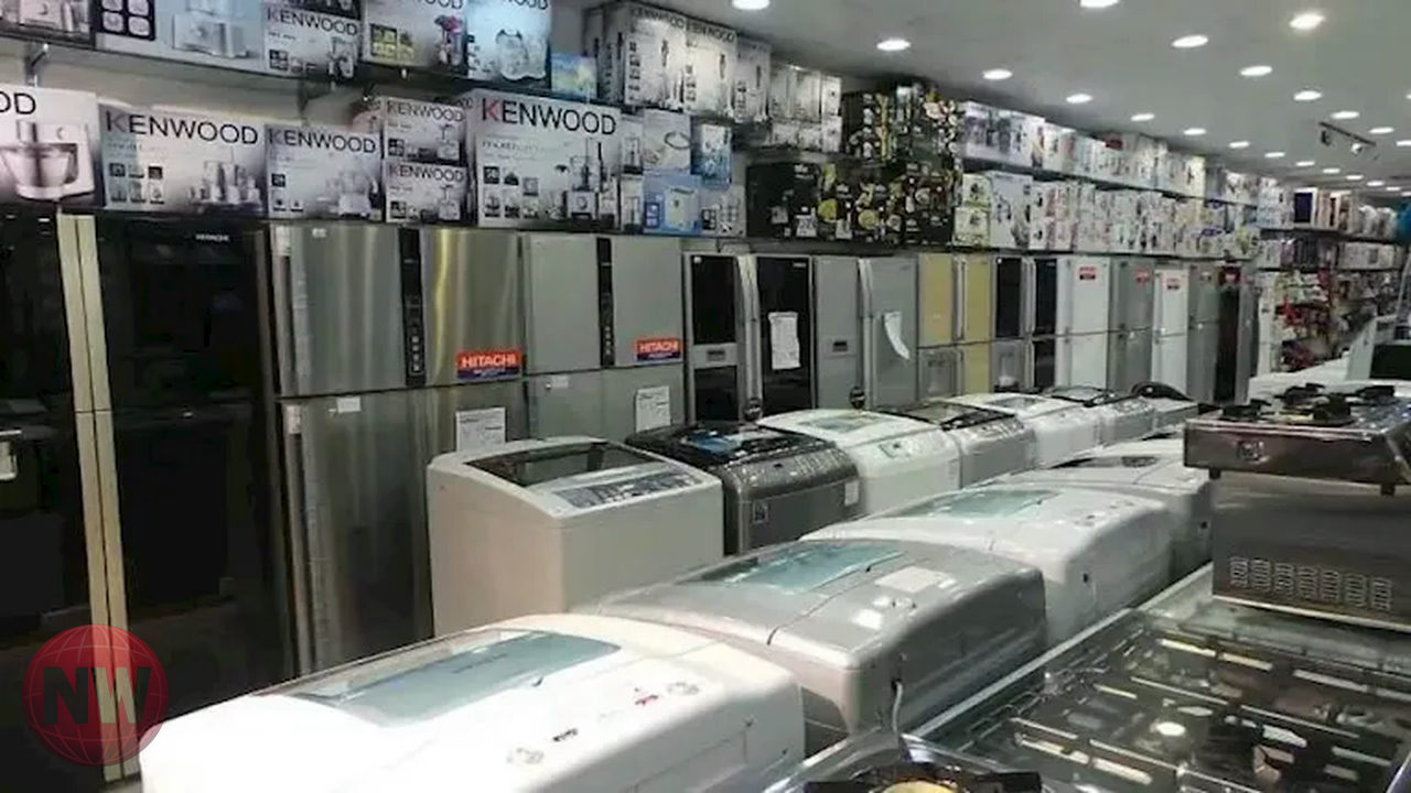 رئيس شعبة الأجهزة: الدولار والشحن يقودان ارتفاع أسعار السلع