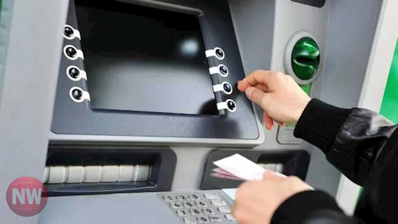 مصر: بدء صرف معاشات أبريل وزيادة حدود الاشتراك التأميني