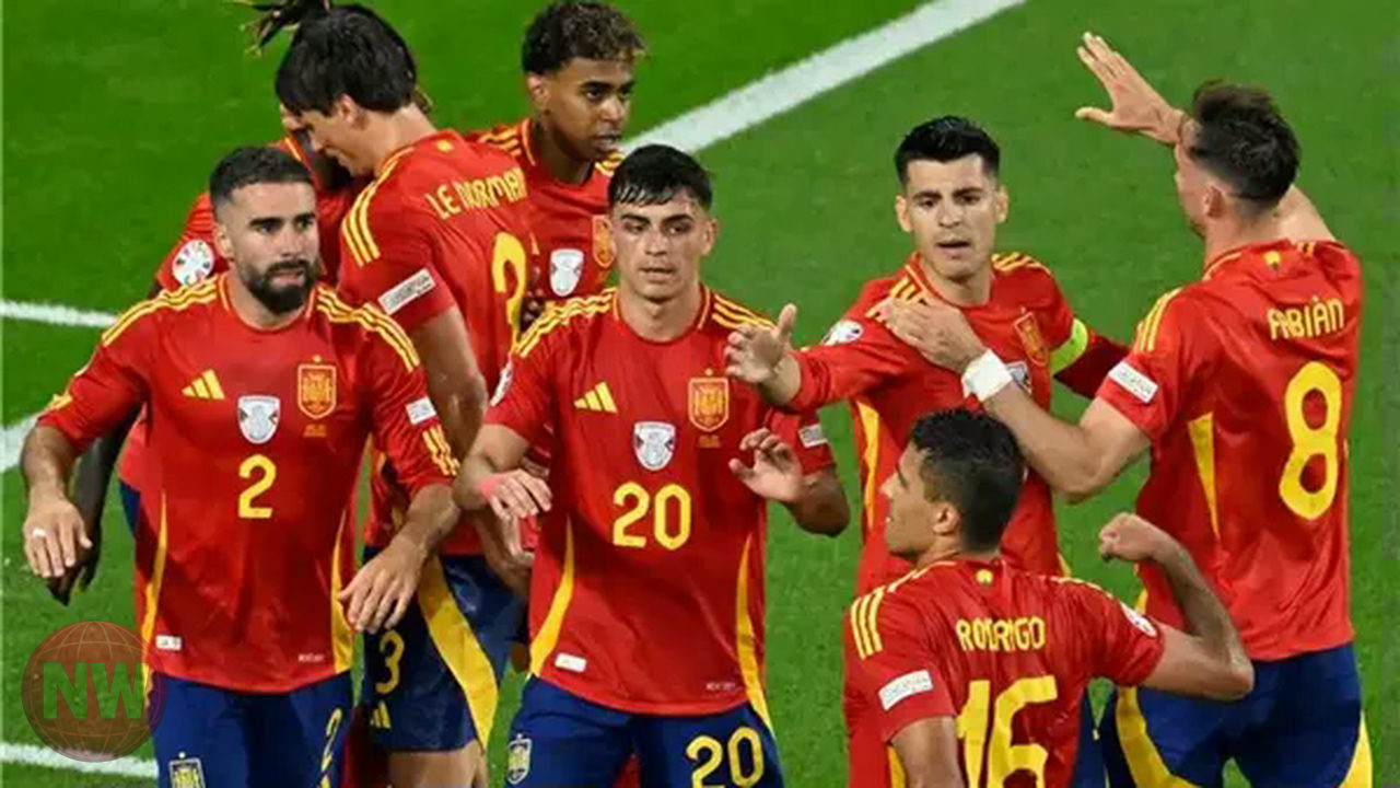 إسبانيا تواجه مصر ودياً: رايا يقترب من حراسة عرين الماتادور