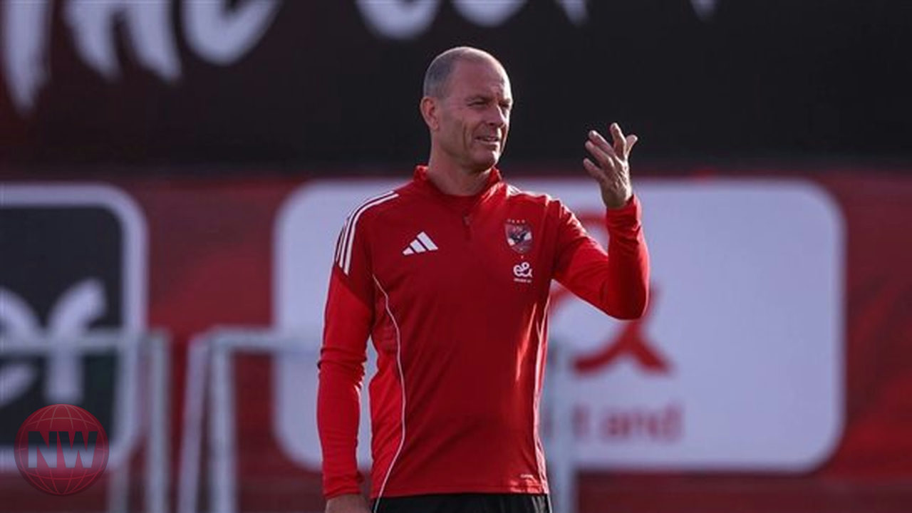 مستجدات الأهلي: طلب تذاكر طيران لنجل المدرب وحقائق حول عقد توروب